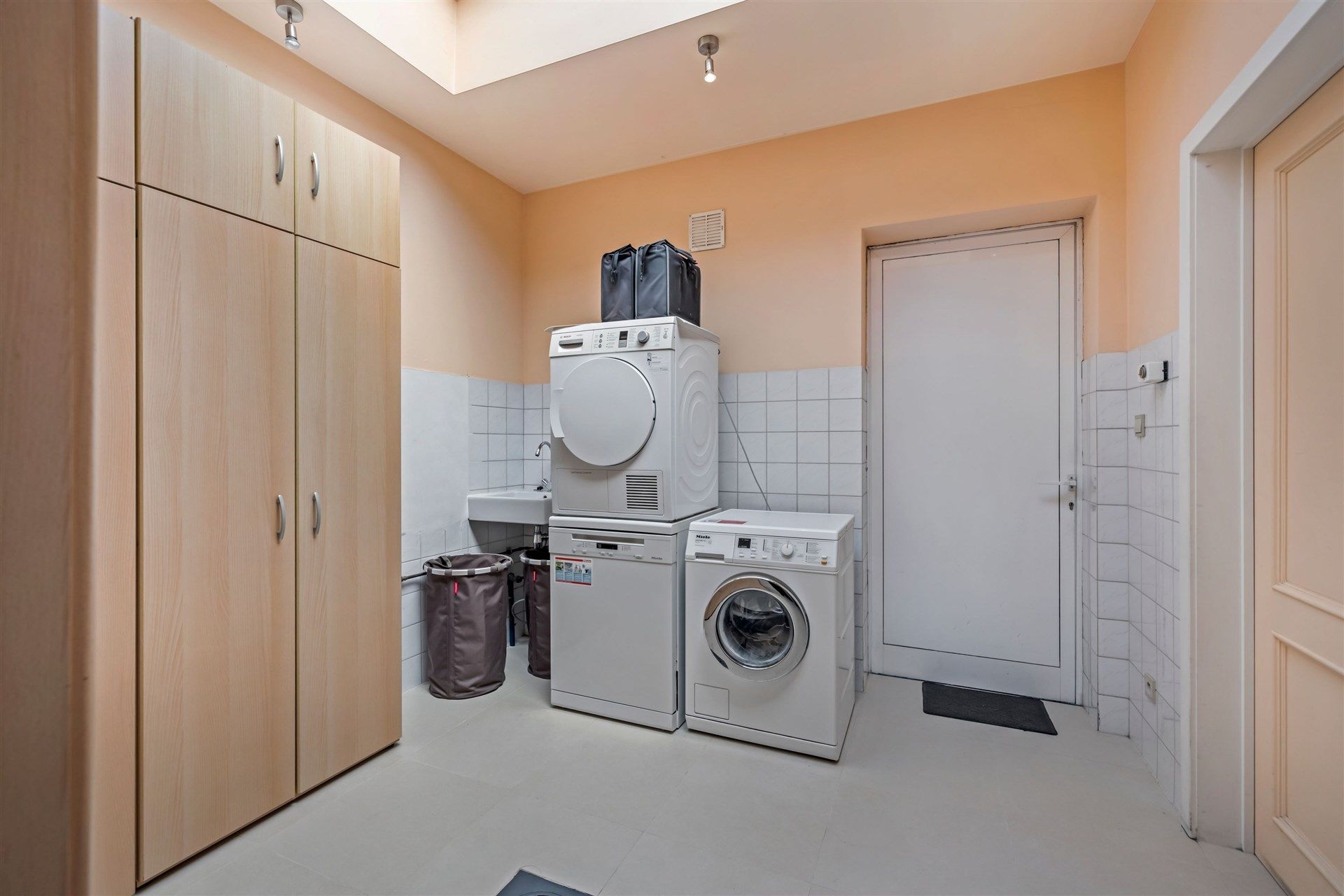 Instapklare gezinswoning met 3 slaapkamers nabij het centrum foto 19