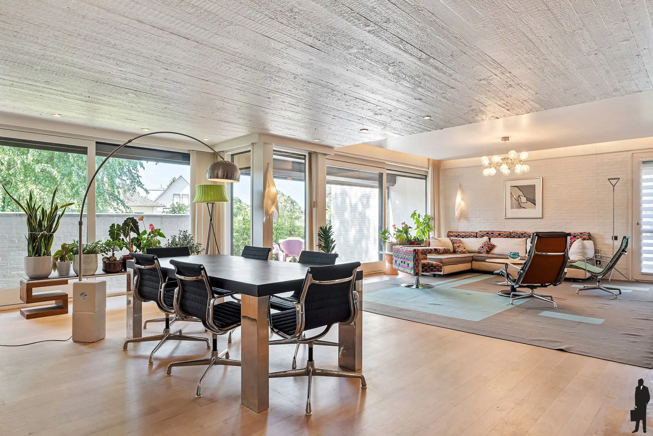 Architectenwoning met zwembad en praktijk/kantoor aan huis foto 4