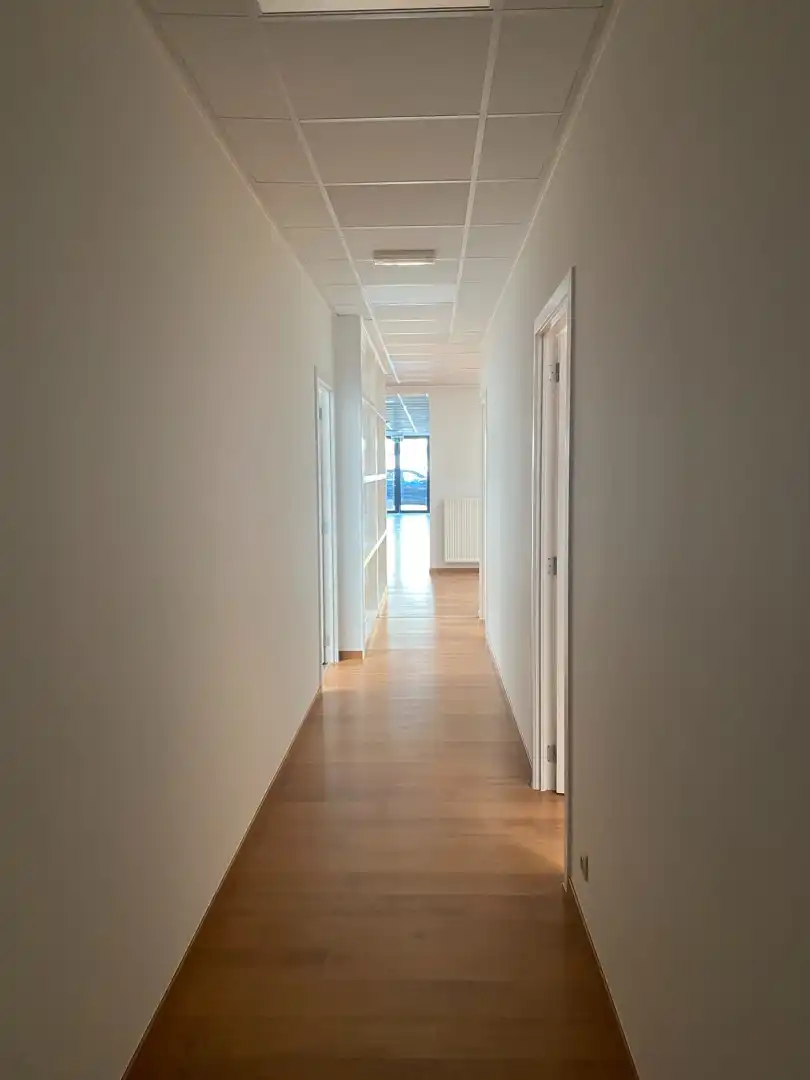 Mooi ruim winkelpand in centrum Eeklo foto 7