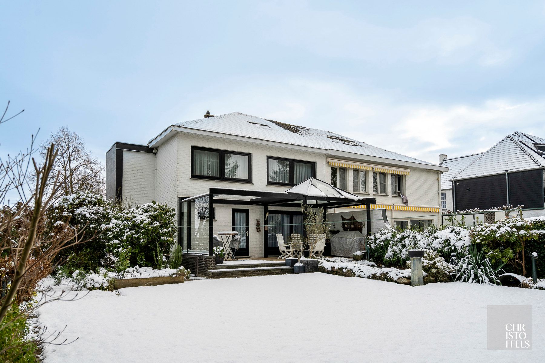 Instapklare woning (195m²) met 4 slaapkamers te Lanaken! foto 28