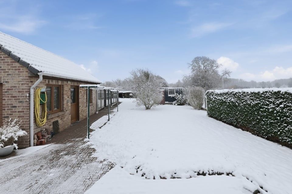 CHARMANTE OPEN BEBOUWING OP EEN TOPLOCATIE IN SINT-TRUIDEN foto 34