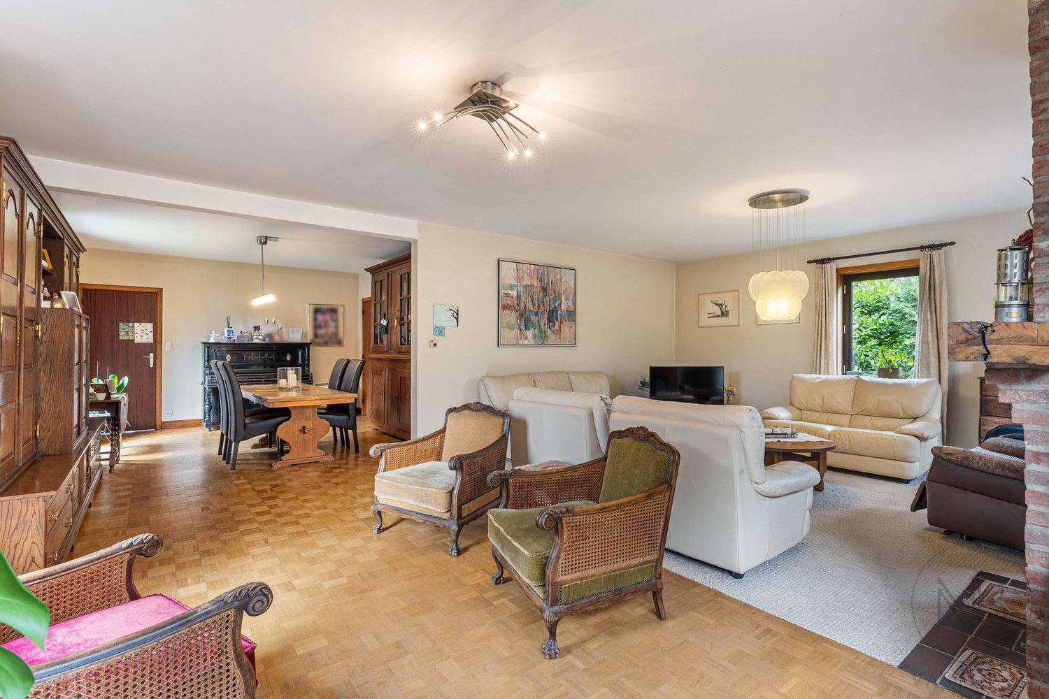 Ruime woning op zuidgericht perceel (17a54ca) in residentiële buurt te Bret (Genk)! foto 8