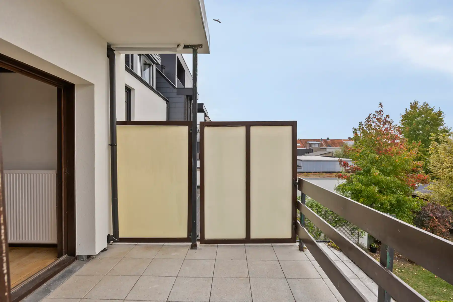 Appartementsgebouw met 5 app en achterliggende garages foto 18