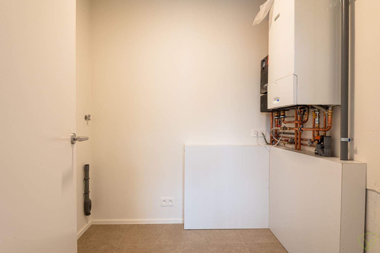 Prachtige nieuwbouwwoningen in een rustige verkaveling nabij het sportpark van Eeklo! foto 30