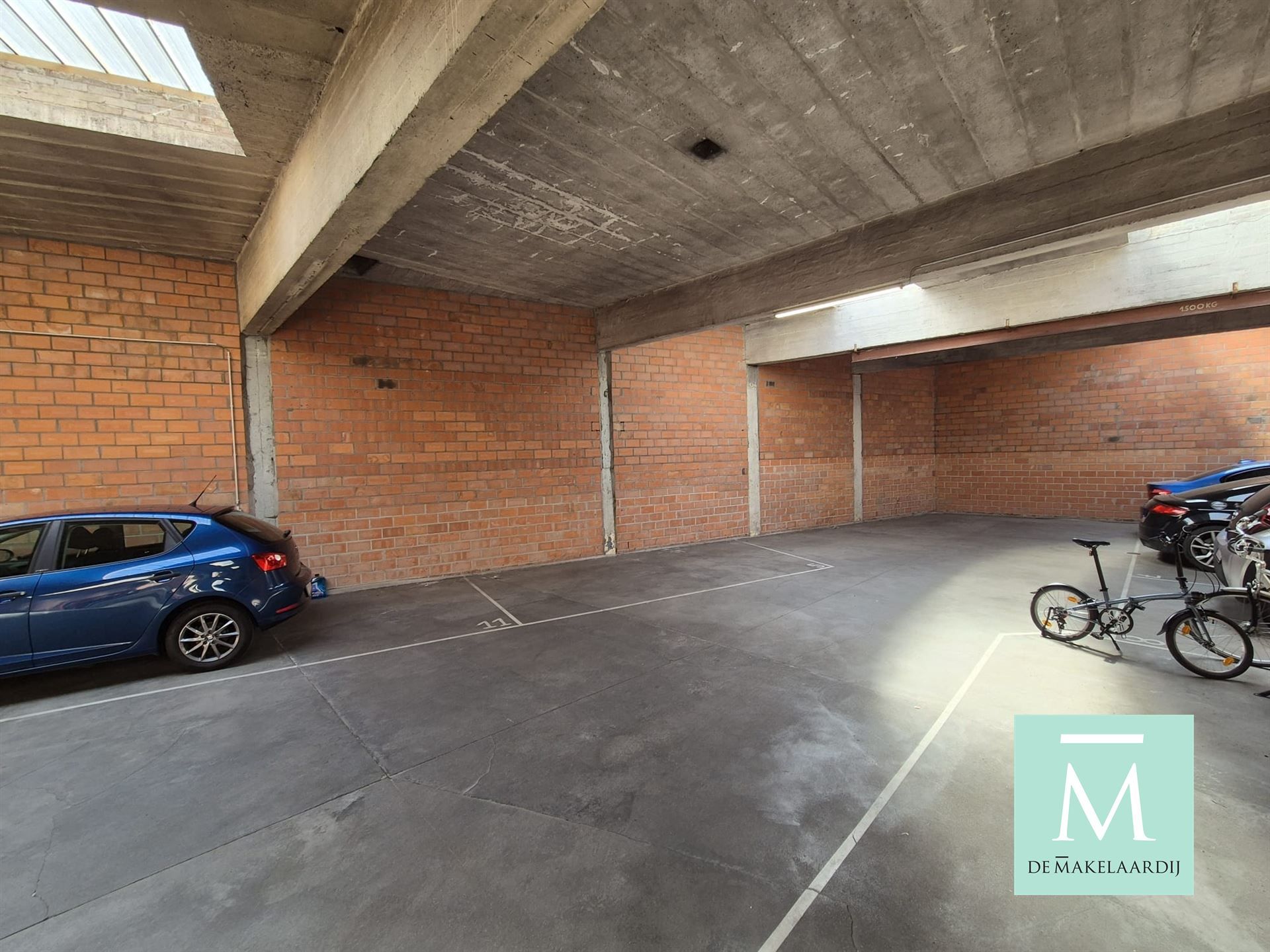 Parking/Garagebox foto 4