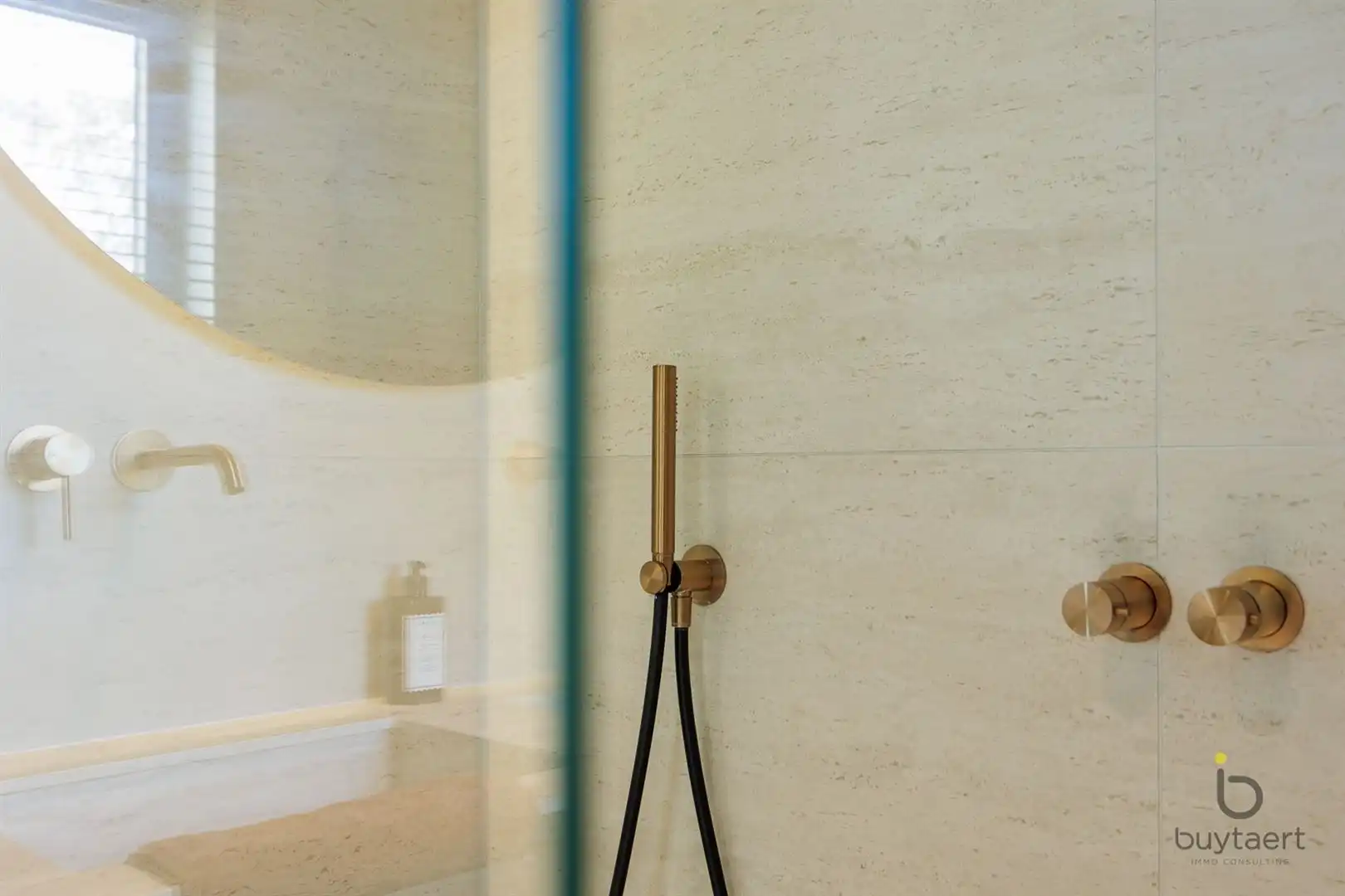 LUXUEUZE PENTHOUSE MET 2 SLAAPKAMERS EN ZUIDTERRAS IN HARTJE SCHILDE! foto 23