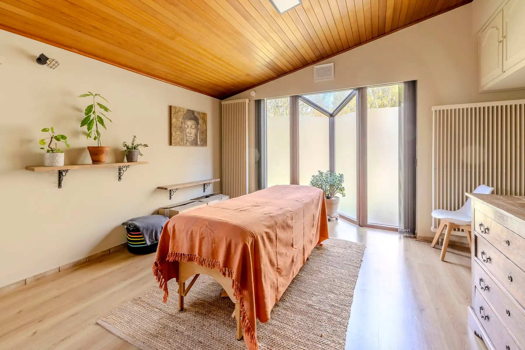 Laagbouwwoning met 2/3slpk, tuin en garage foto 14