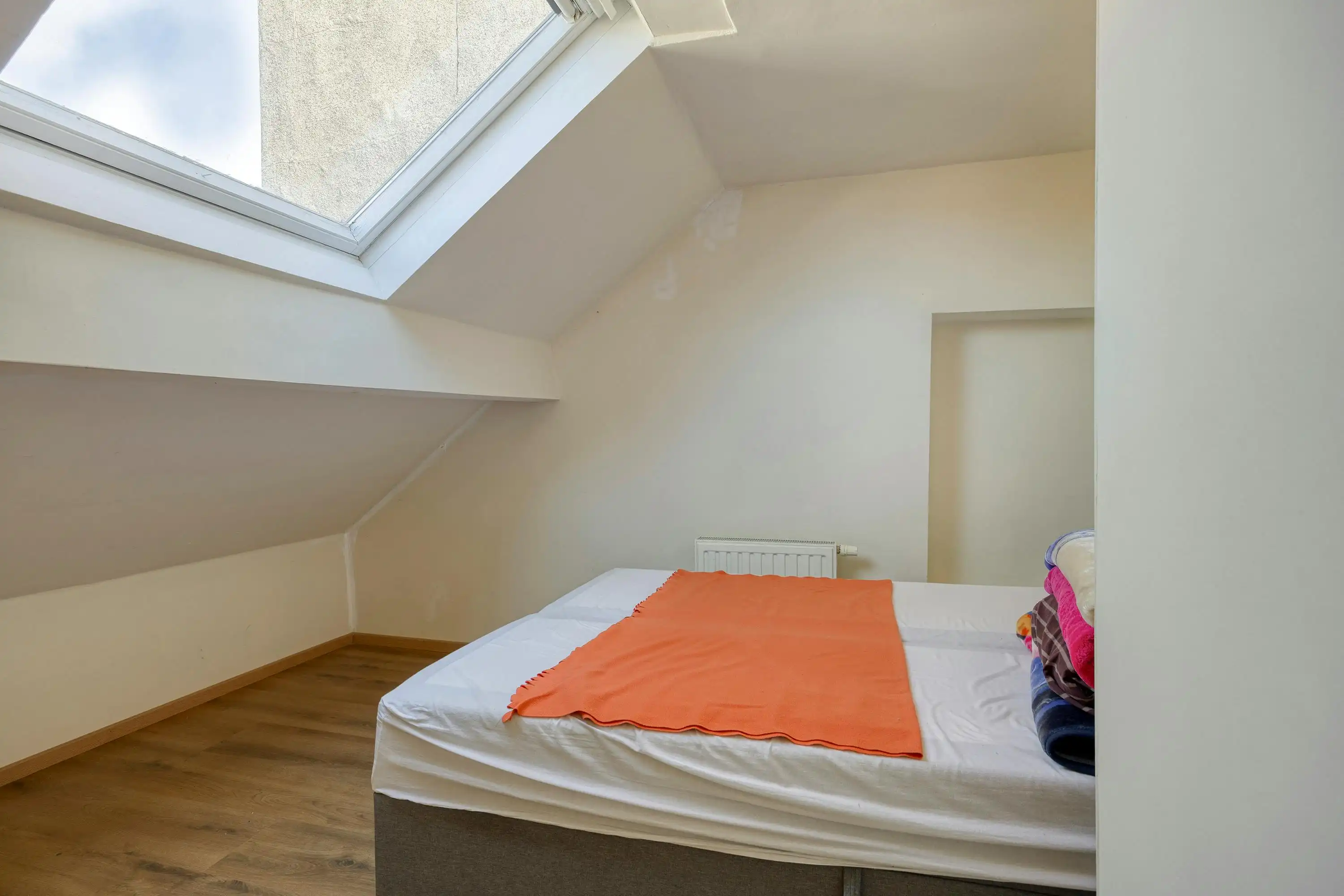 Charmante tweegevelwoning te koop in hartje Strombeek-Bever foto 13