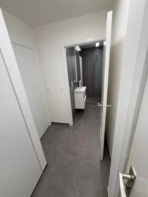 Gerenoveerde energiezuinige studio , Roeselare foto 8
