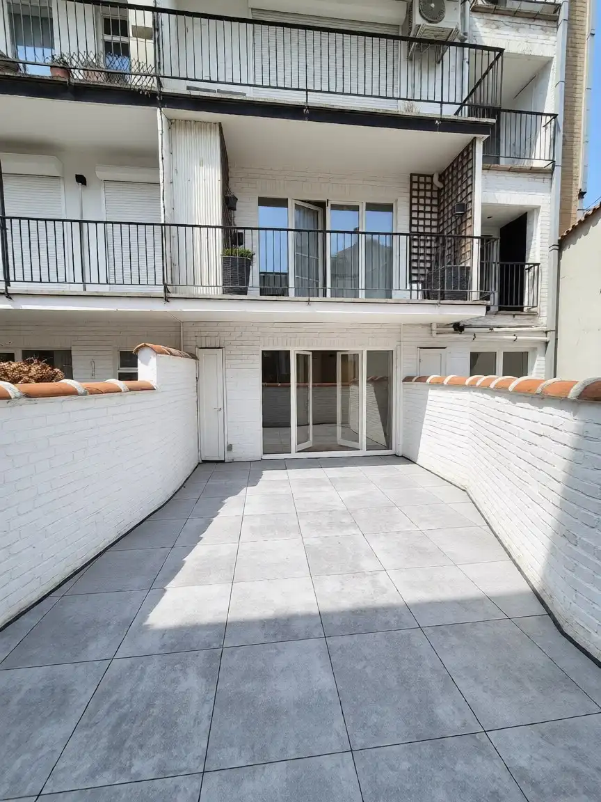 Exclusieve pied-à-terre met ruim terras op toplocatie! foto 12