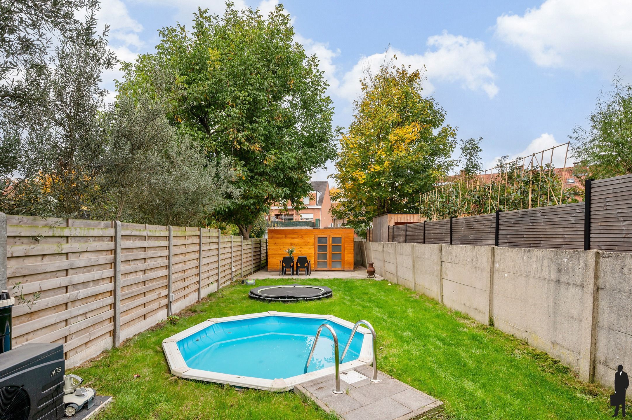 Schitterende woning met ruime tuin foto 16