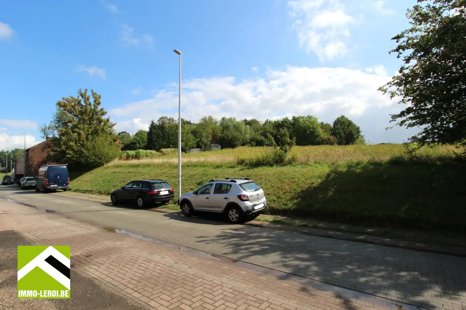 Bouwperceel voor open bebouwing in rustige straat nabij stadcentrum Tongeren foto 6