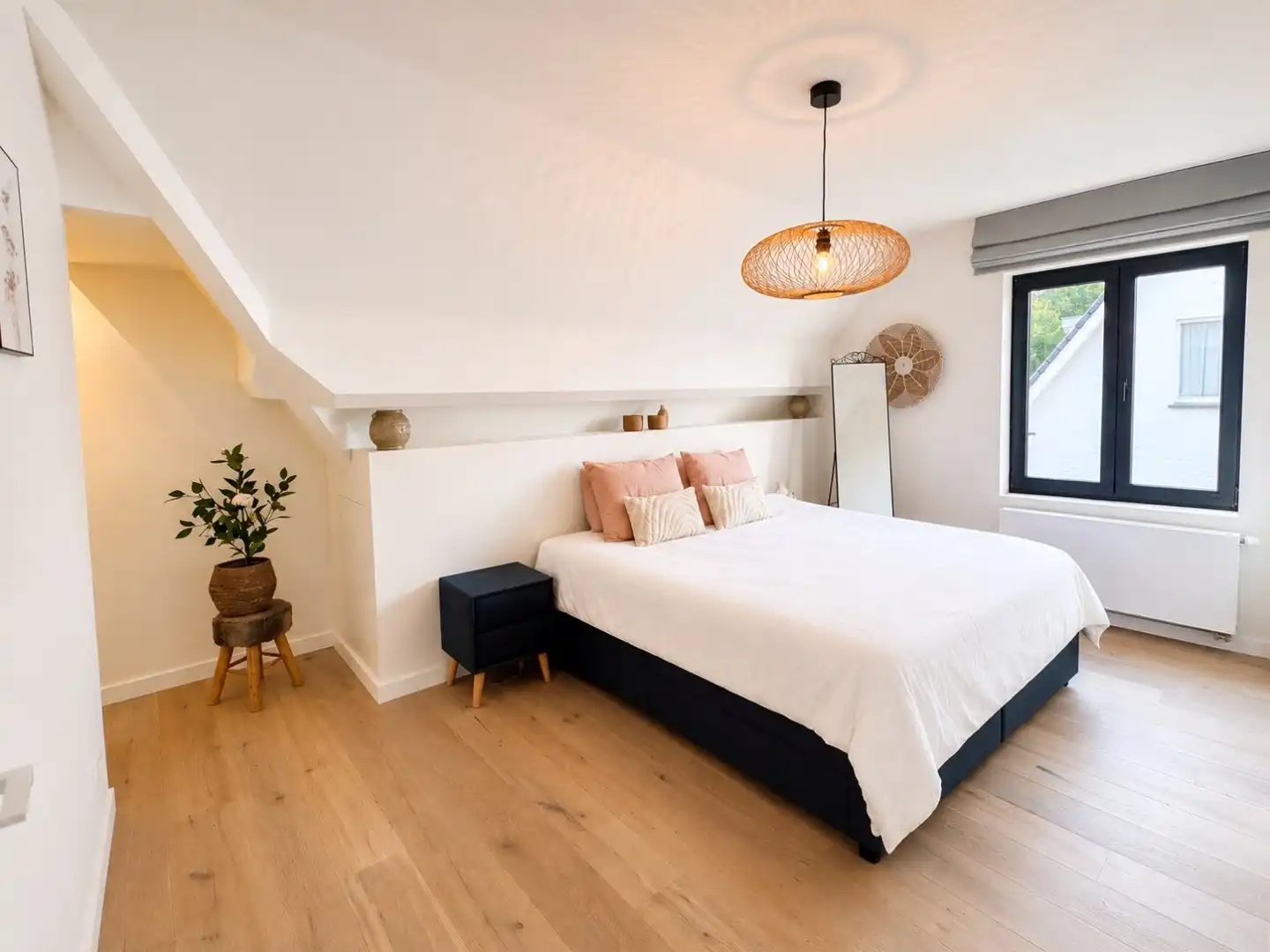 Instapklare, stijlvolle gezinswoning op toplocatie in Vriesdonk foto 14