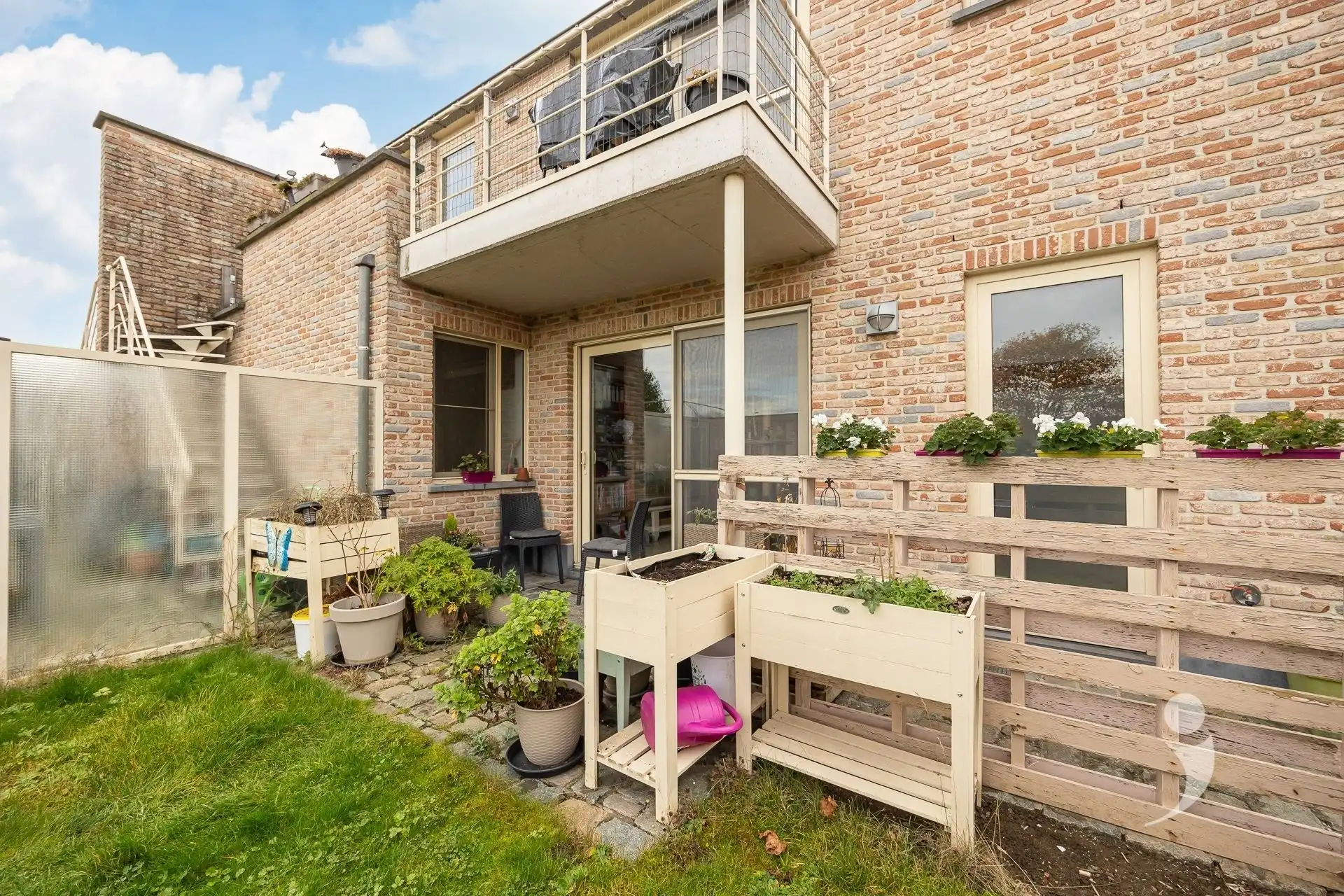 Gelijkvloers appartement met privatieve tuin! foto 16