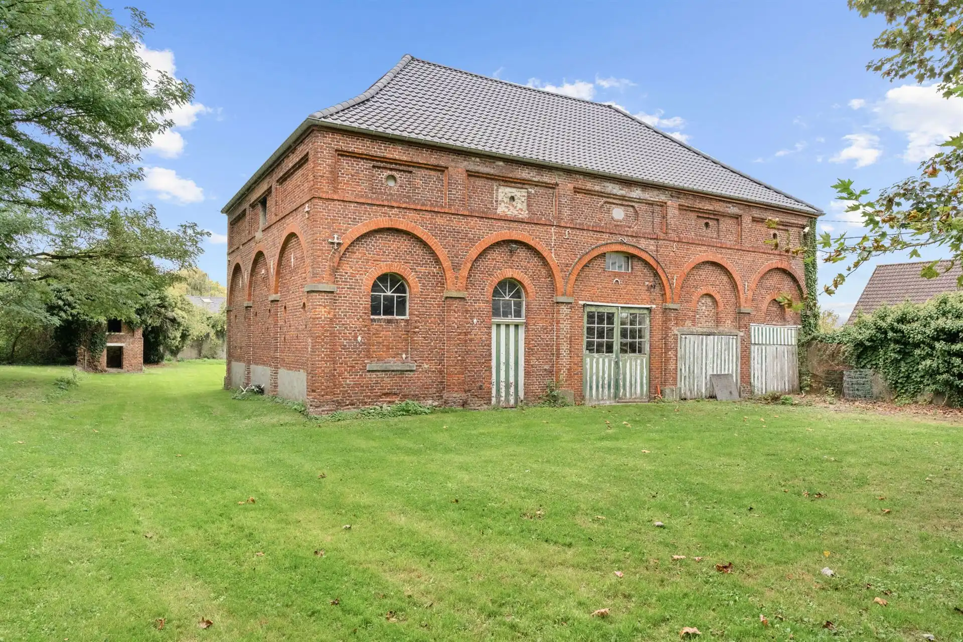 Prachtig kasteel met koetshuis op meer dan 8,7 hectare! foto 5