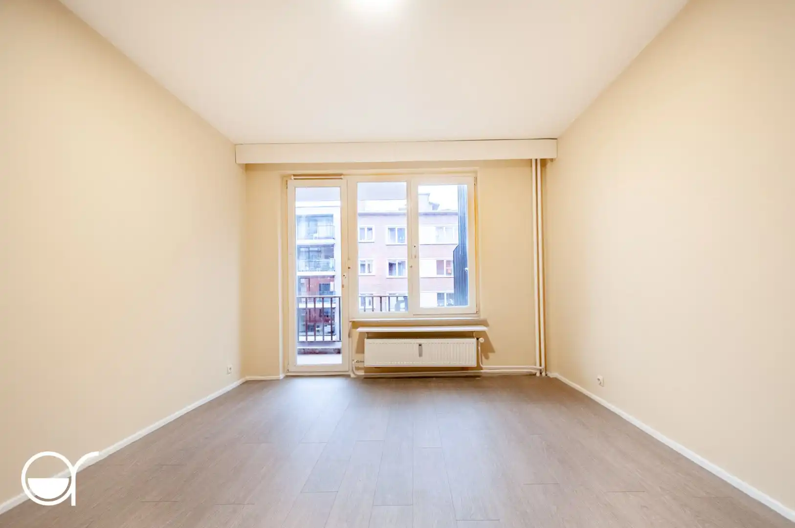 Charmant en lichtrijk 2-slaapkamerappartement aan het Zuidpark foto 14