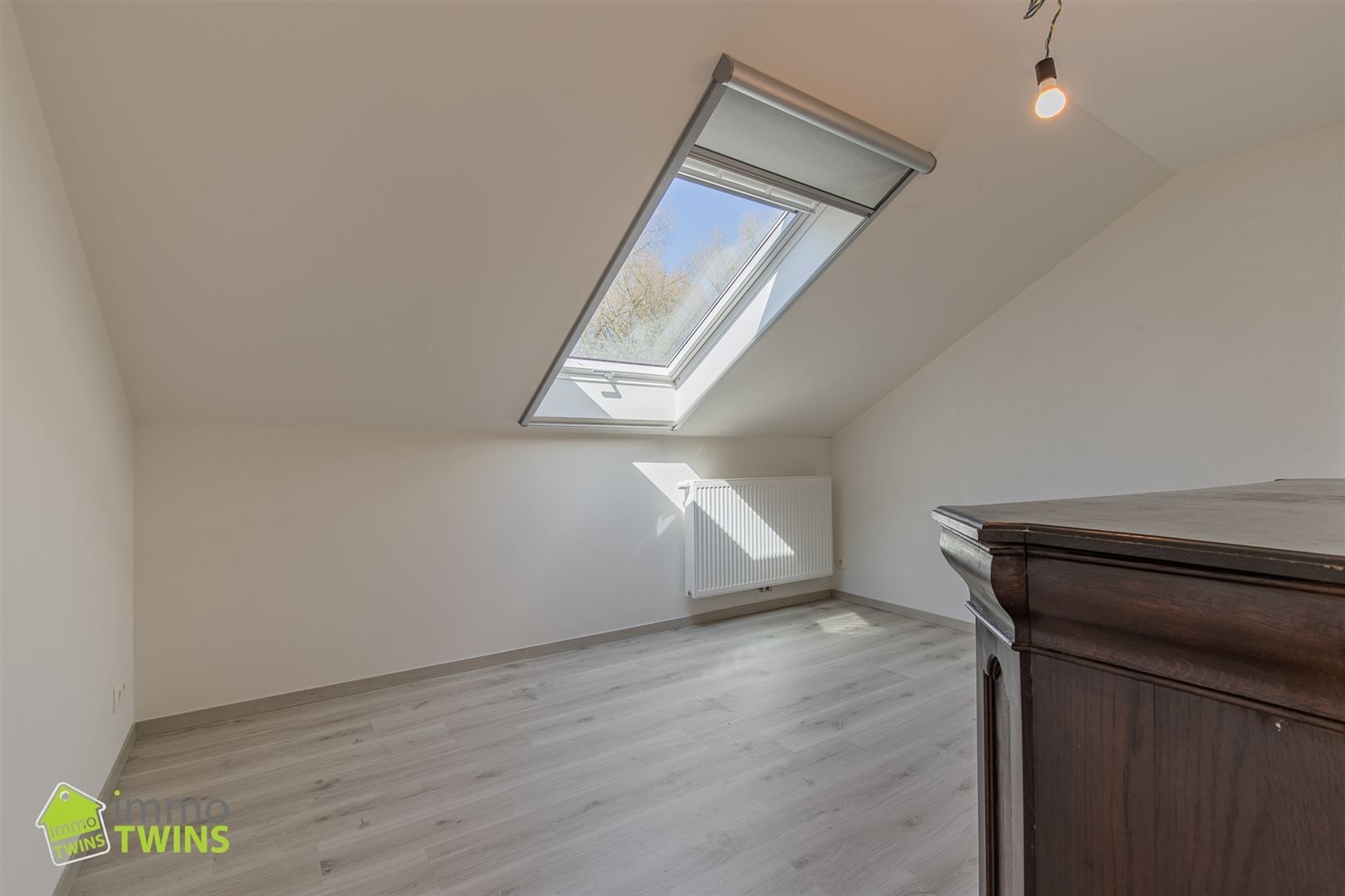 Instapklare OB met 5 slpks, garage en tuin te Grembergen foto 19