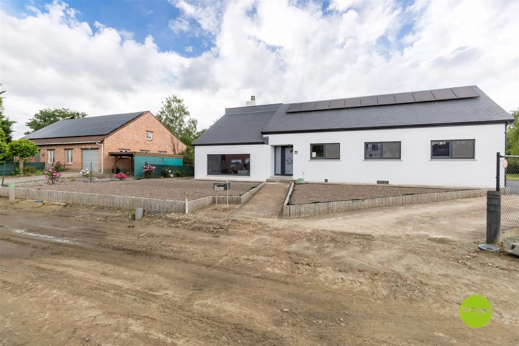 Ruime open bebouwing op een prachtig perceel van 3.764 m² foto 34