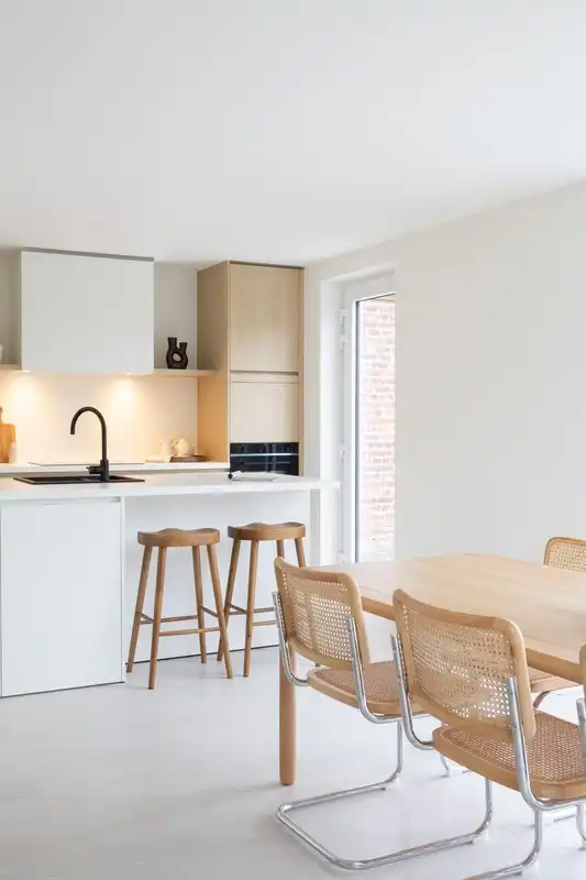 Halfopen woning op ruim perceel in Erpe-Mere foto 5
