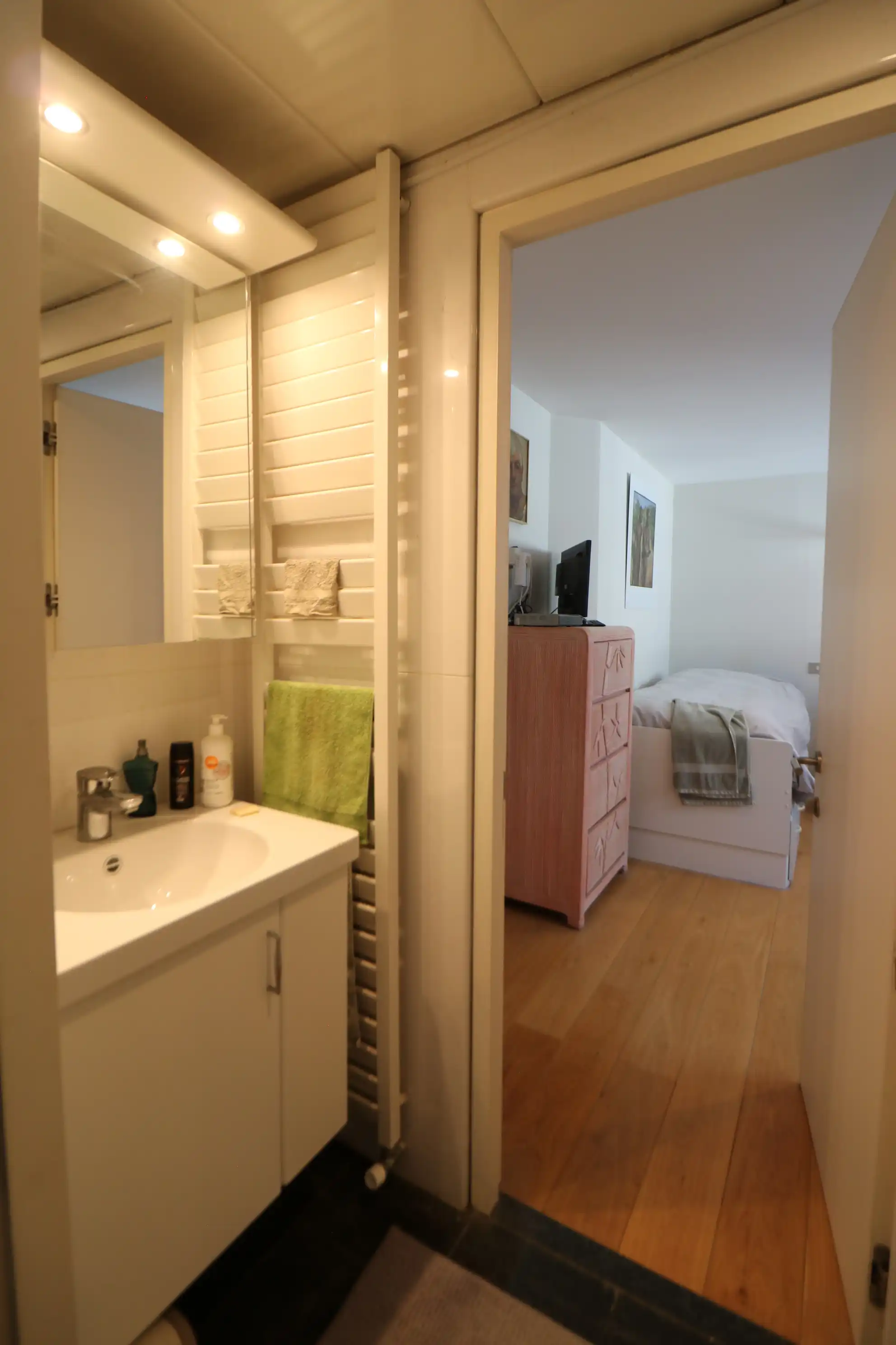 Uniek 4-slaapkamerappartement met fantastisch zicht op zee. foto 8