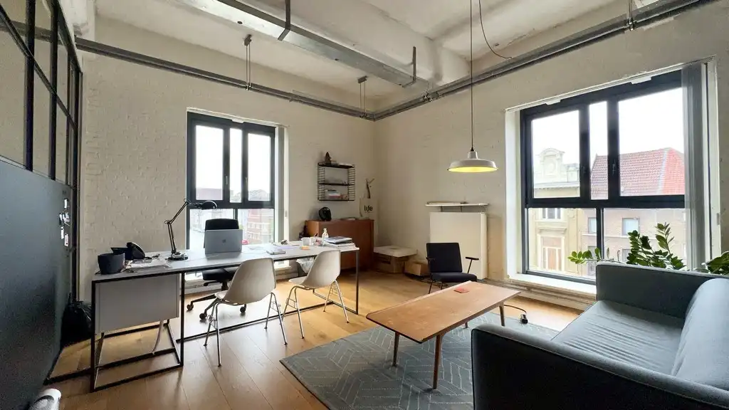 Hip loftkantoor te huur in Handelsdokcenter in Gent foto 11