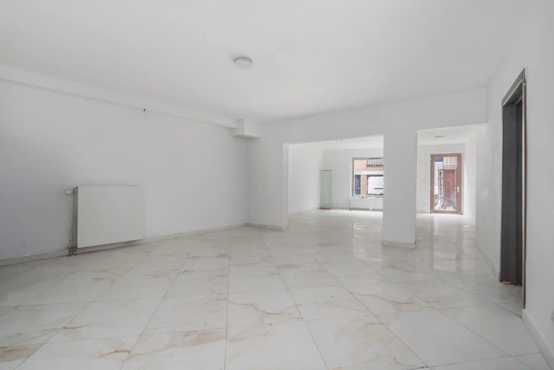 Gelijkvloers appartement 152 m² met tuin van 60 m² foto 5