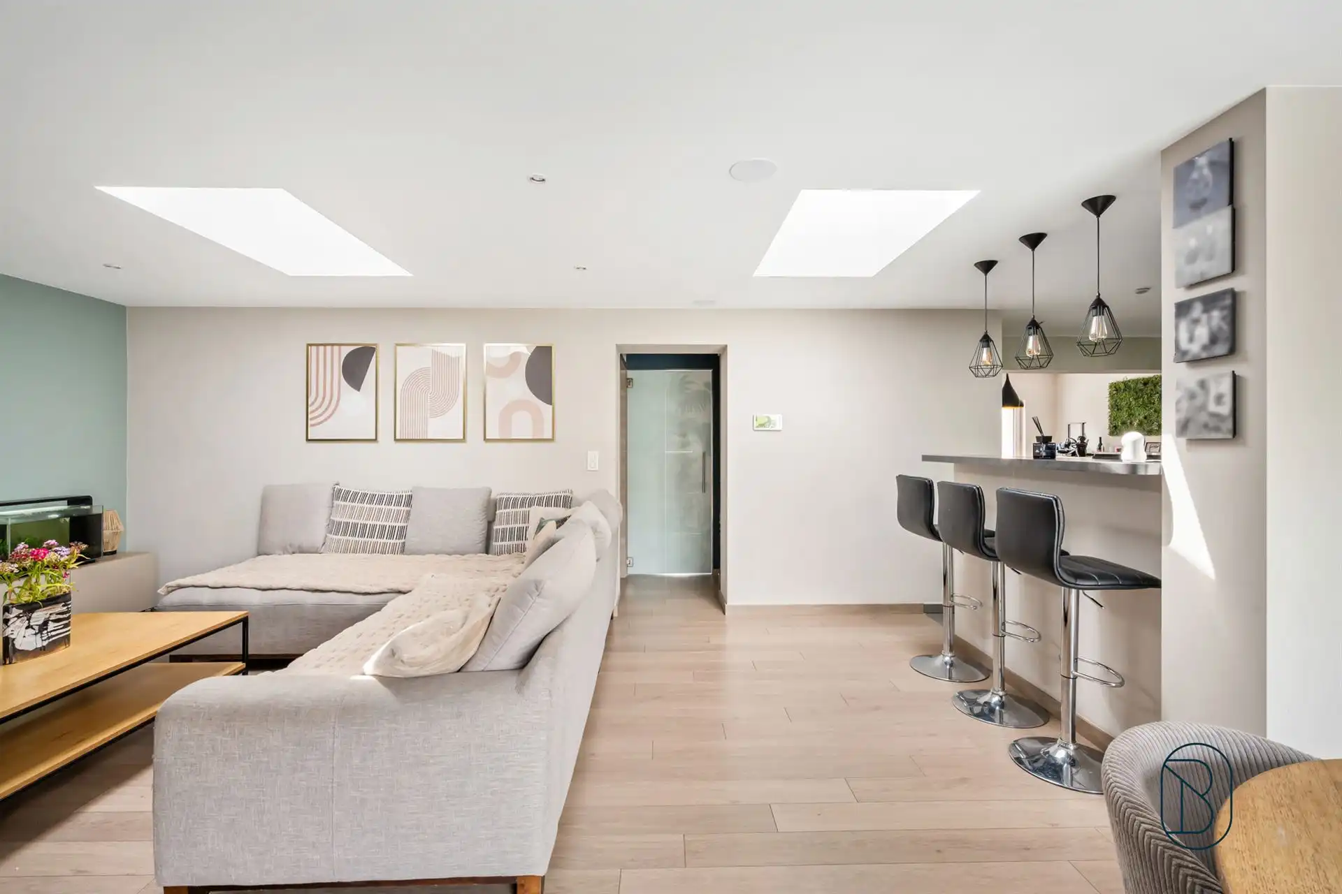 Gerenoveerde woning met tuin en zonnepanelen foto 11