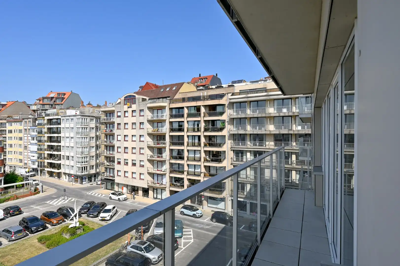 Uniek hoekappartement met 5 slaapkamers en schitterend uitzicht in Duinbergen foto 21