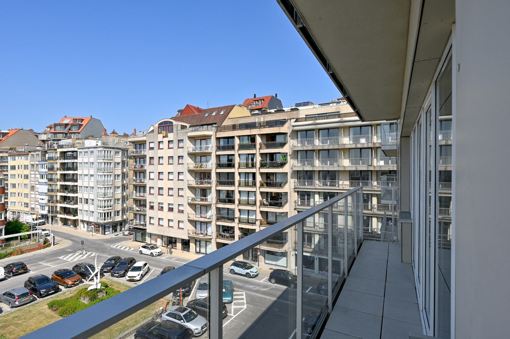 Uniek hoekappartement met 5 slaapkamers en schitterend uitzicht in Duinbergen foto 21