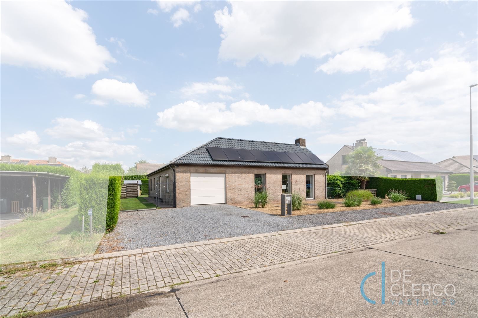Moderne bungalow met zolder en tuin te koop in Oostakker!  foto 22