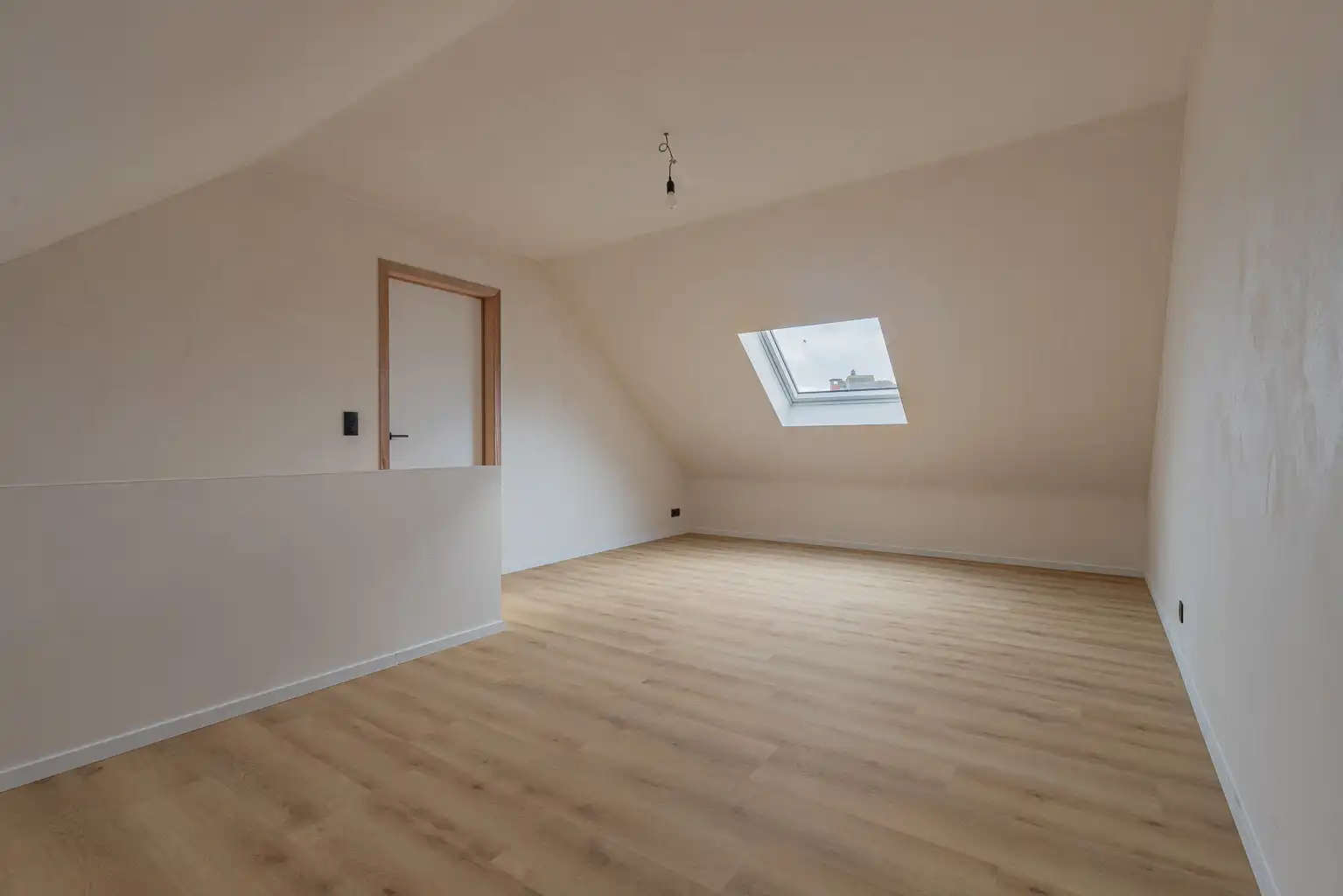 Nieuwbouw woning met 4 slaapkamers! foto 14