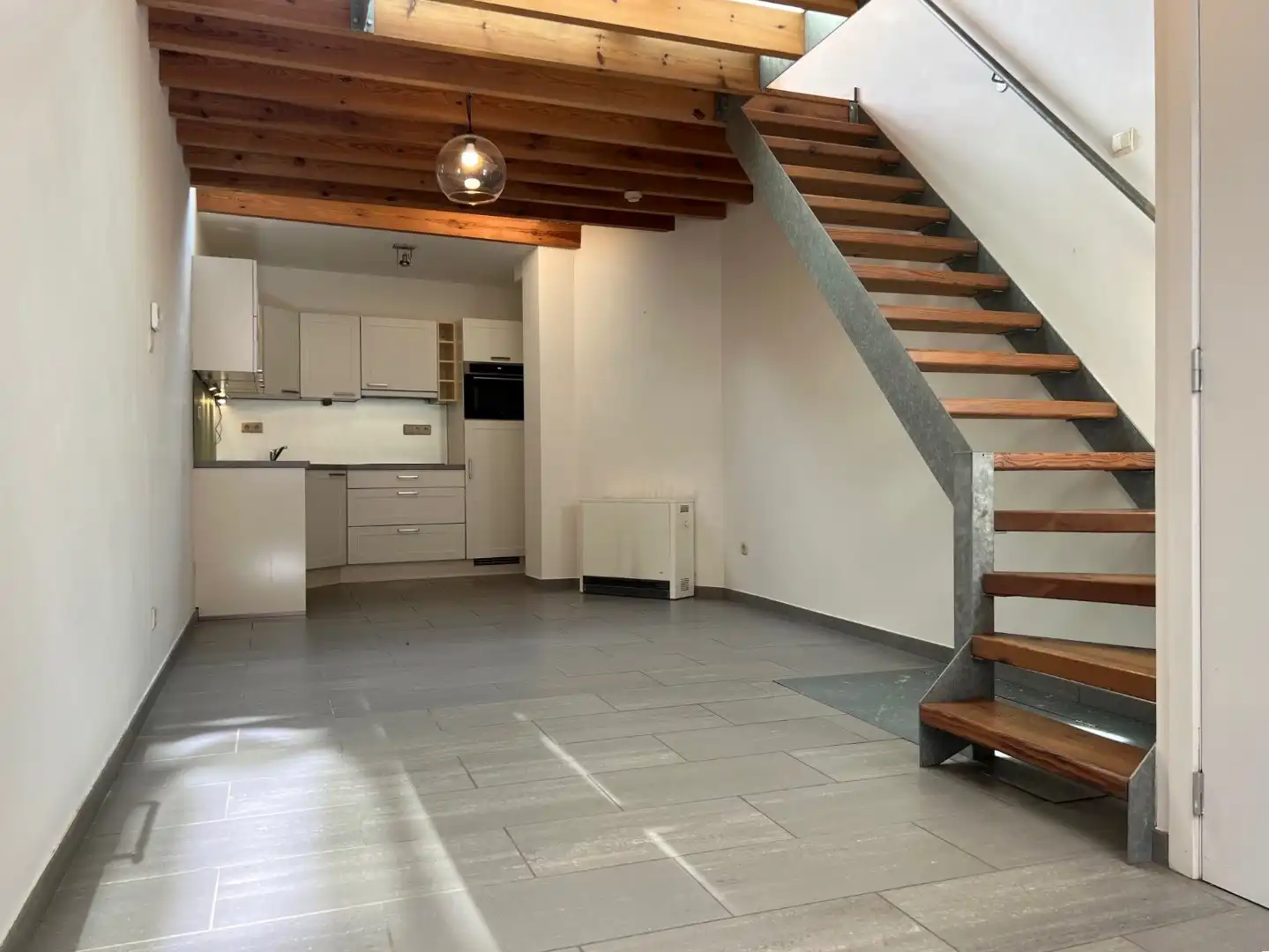 STADSWONING te koop in het centrum van Diest, 1 slaapkamer, terras foto 3