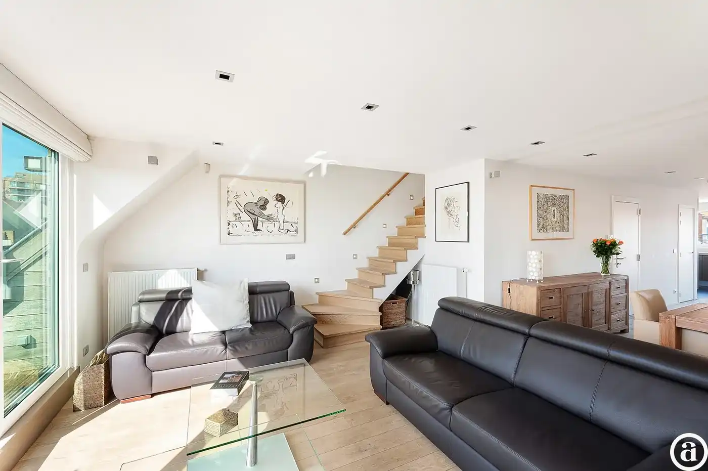 Moderne duplex met ruime terrassen nabij strand foto 4