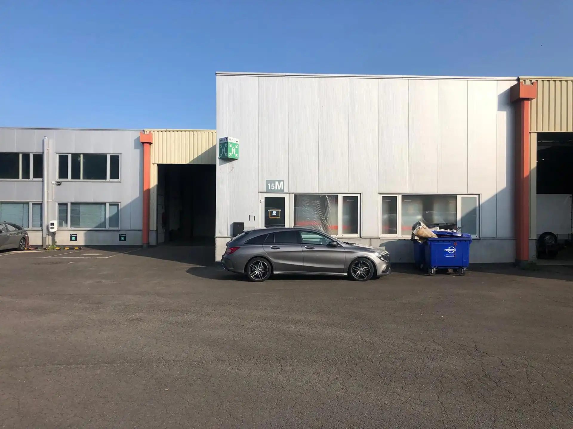 Magzijn met kantoor te Mechelen-Zuid foto 3