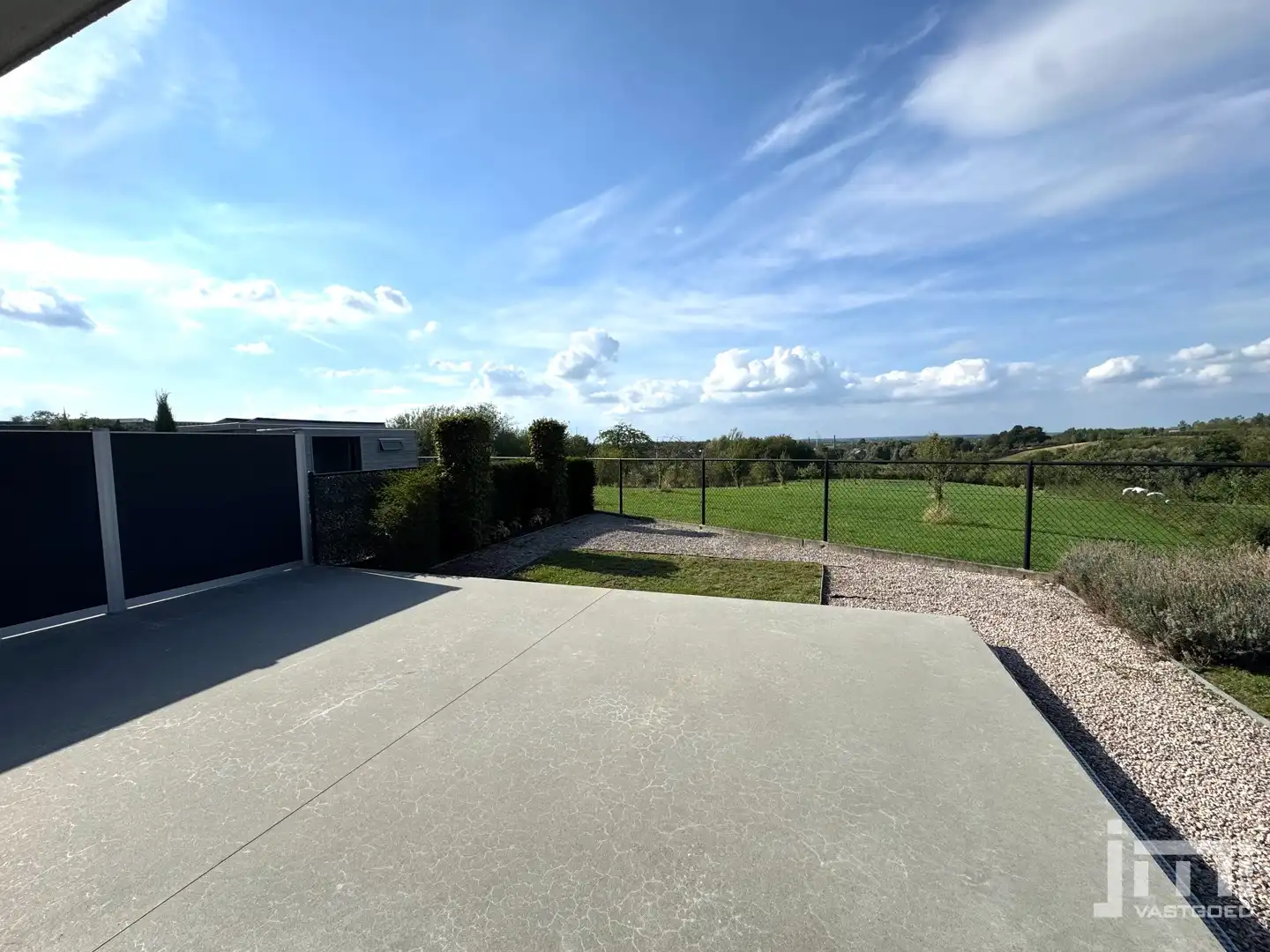 Gelijkvloers appartement met prachtig uitzicht foto 15