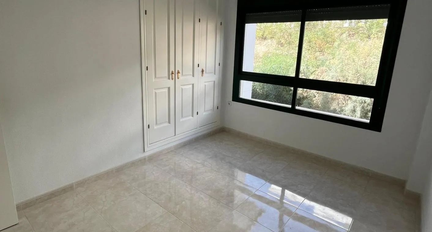 Wonen in luxe en comfort: jouw droomappartement wacht op je! Instapklare appartementen te koop foto 8