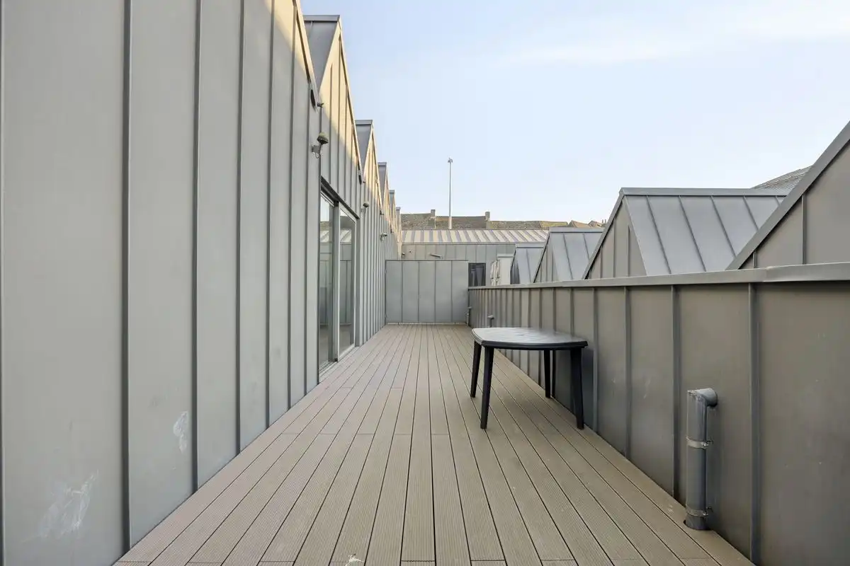 Exclusieve polyvalente ruimte op een strategische toplocatie in loftstijl foto 28