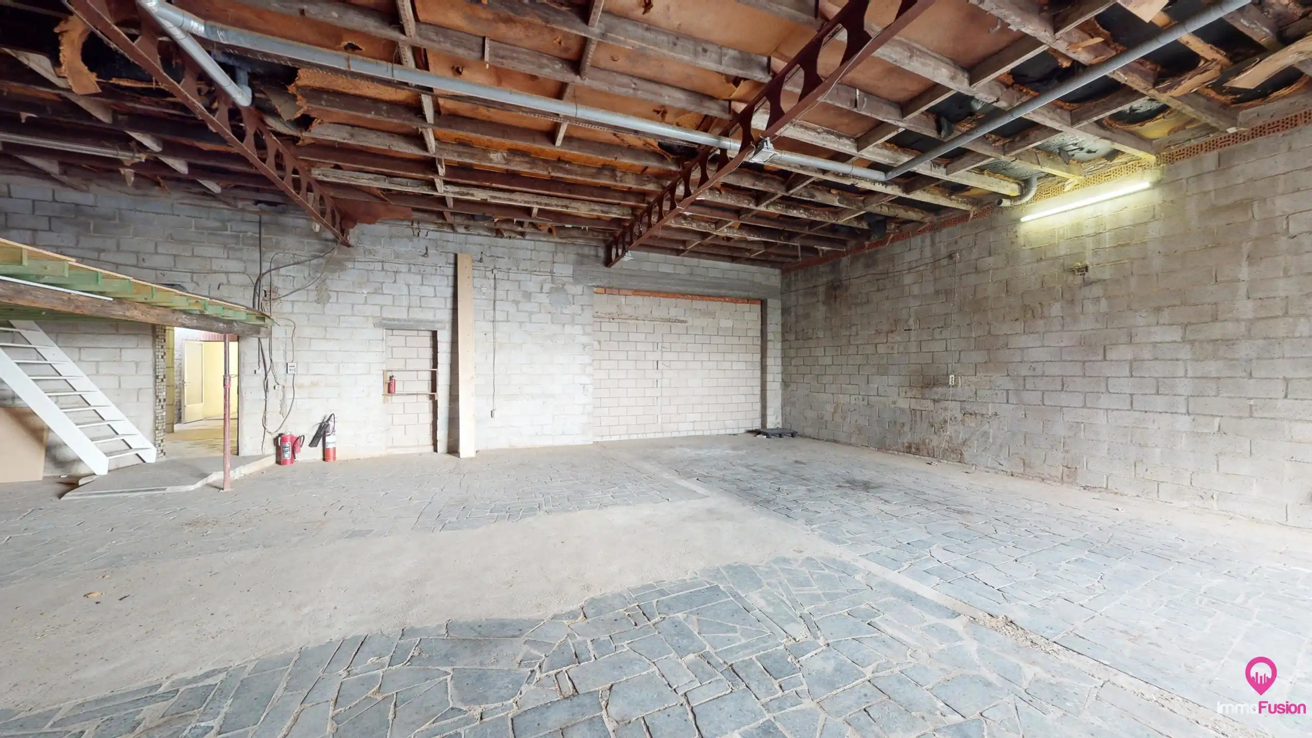 Strategisch gelegen woon-werkpand met ruime studio! foto 36