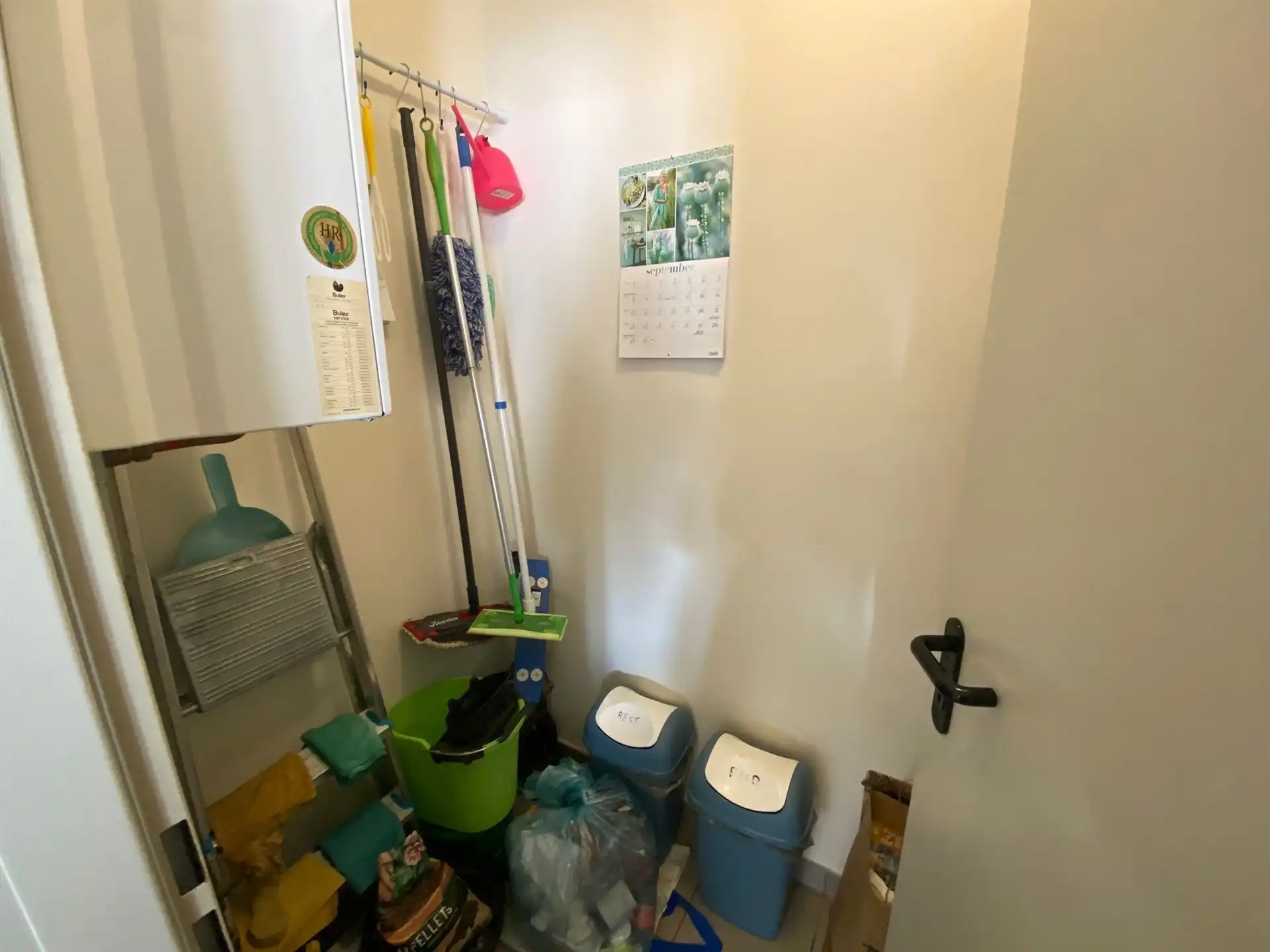 Opbrengsteneigendom bestaande uit 6 appartementen, dubbele garagebox en 6 staanplaatsen te Aalst foto 19