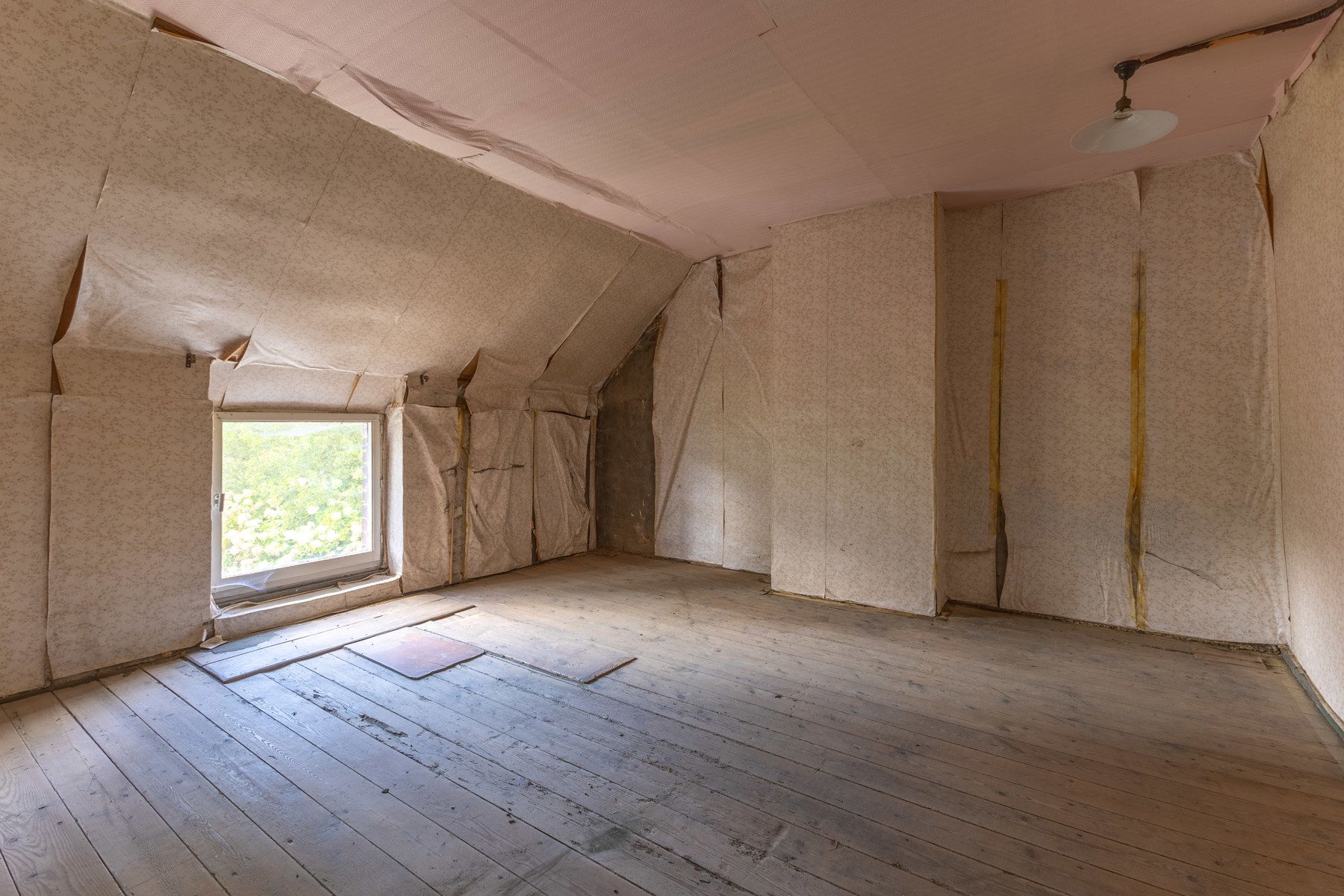 Te renoveren landelijke woning in Elingen foto 8