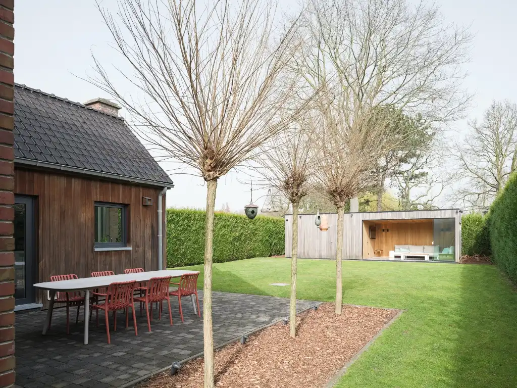 Sint-Denijs-Westrem - Vrijstaande woning met aangename tuin en achtergelegen ‘poolhouse’ in een rustig gelegen wijk. foto 5
