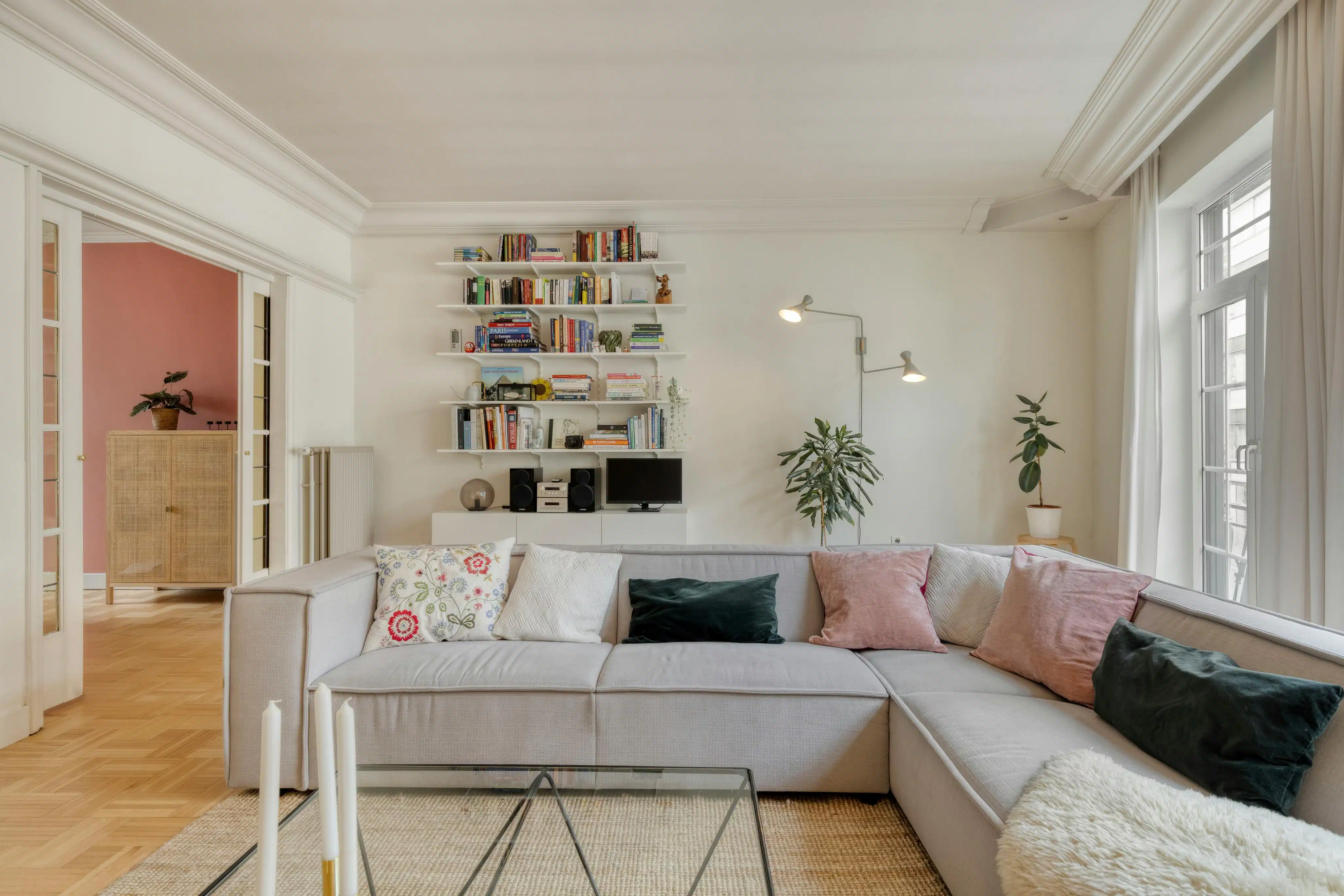 Karaktervolle burgerwoning met garage te koop in Mechelen foto 5