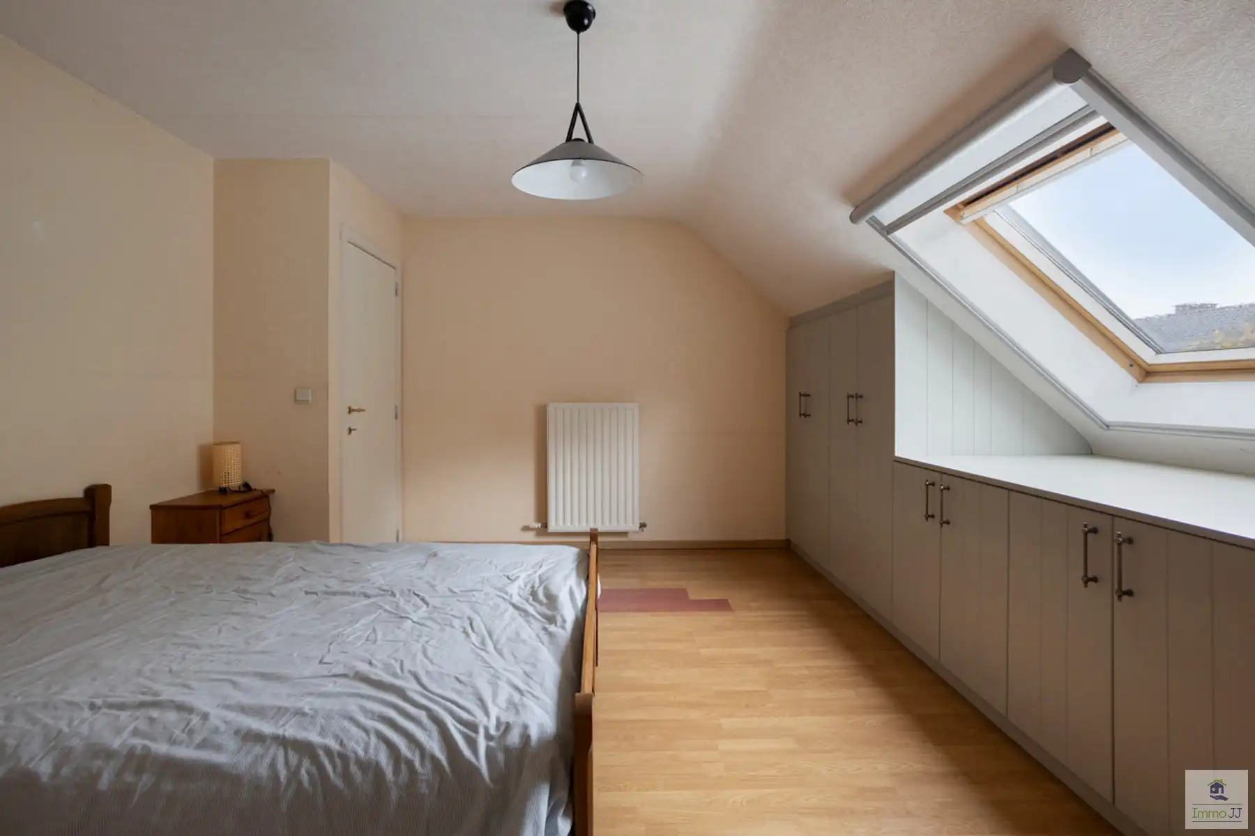 Halfopen bebouwing met zwembad foto 14