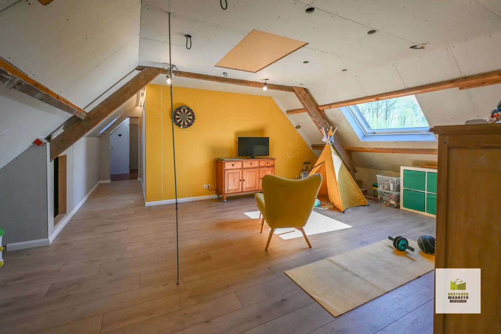 Landelijke gerenoveerde woning op 9.500 m2 met 3 slaapkamers en landelijk vergezicht foto 26