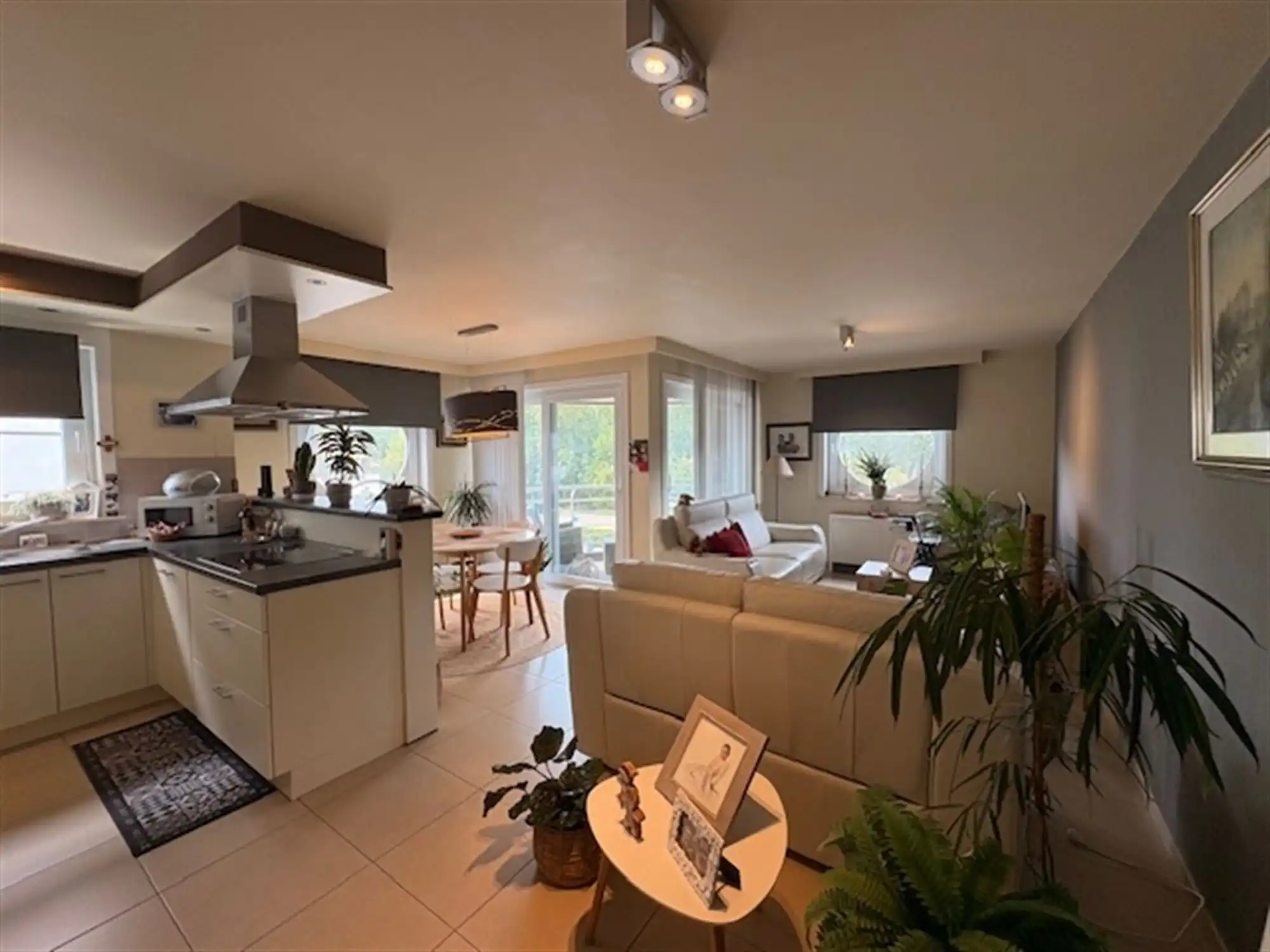 Gezellig appartement  in centrum Bredene-Duinen foto 2