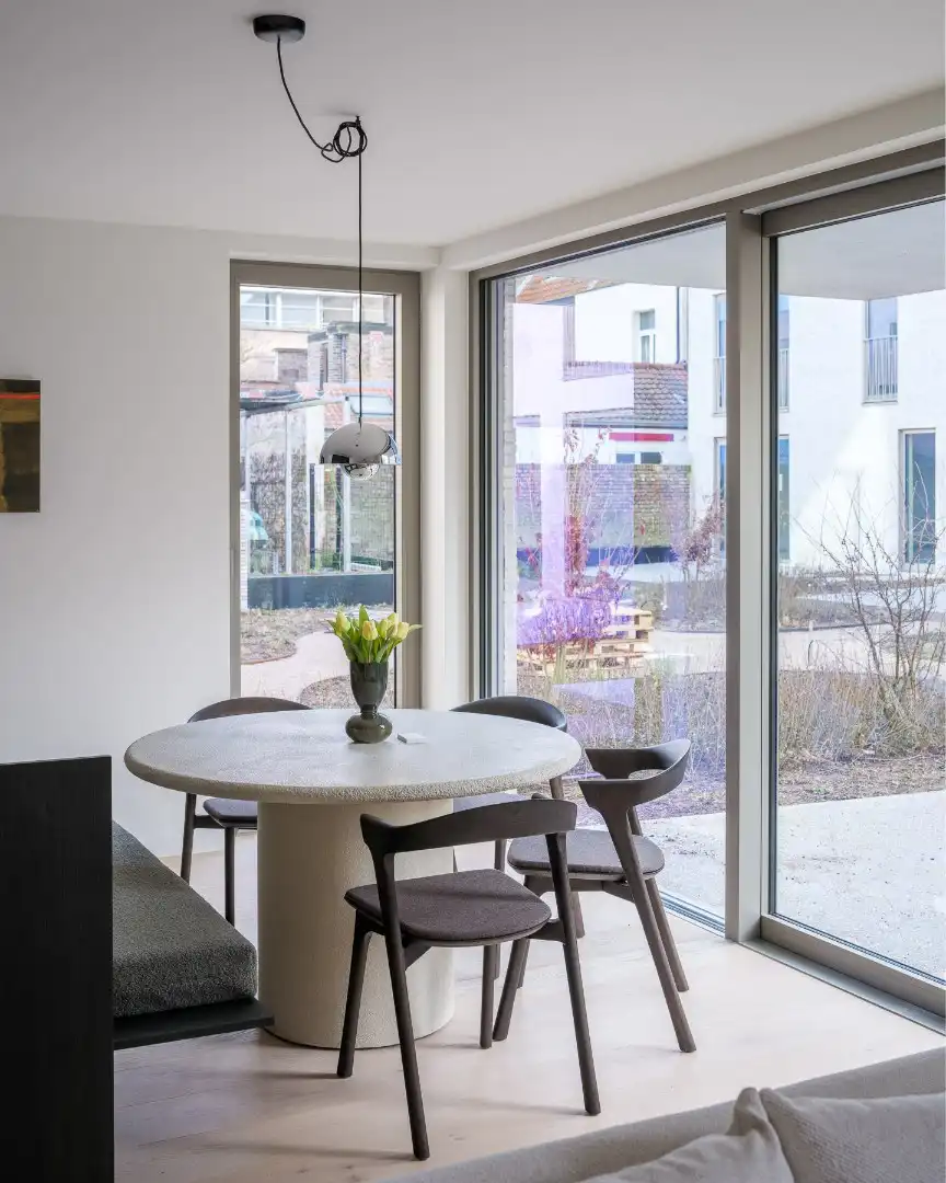 Nieuwbouwappartementen langsheen het water te Kristus-Koning (Brugge) foto 8