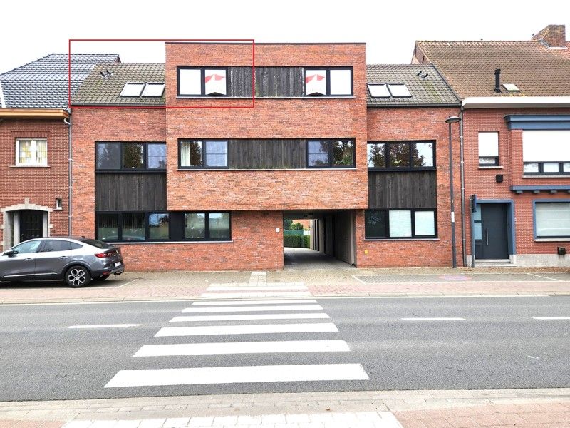 Luxueus nieuwbouwappartement met 2 slaapkamers en ruim terras TE HUUR in Harelbeke! foto {{pictureIndex}}