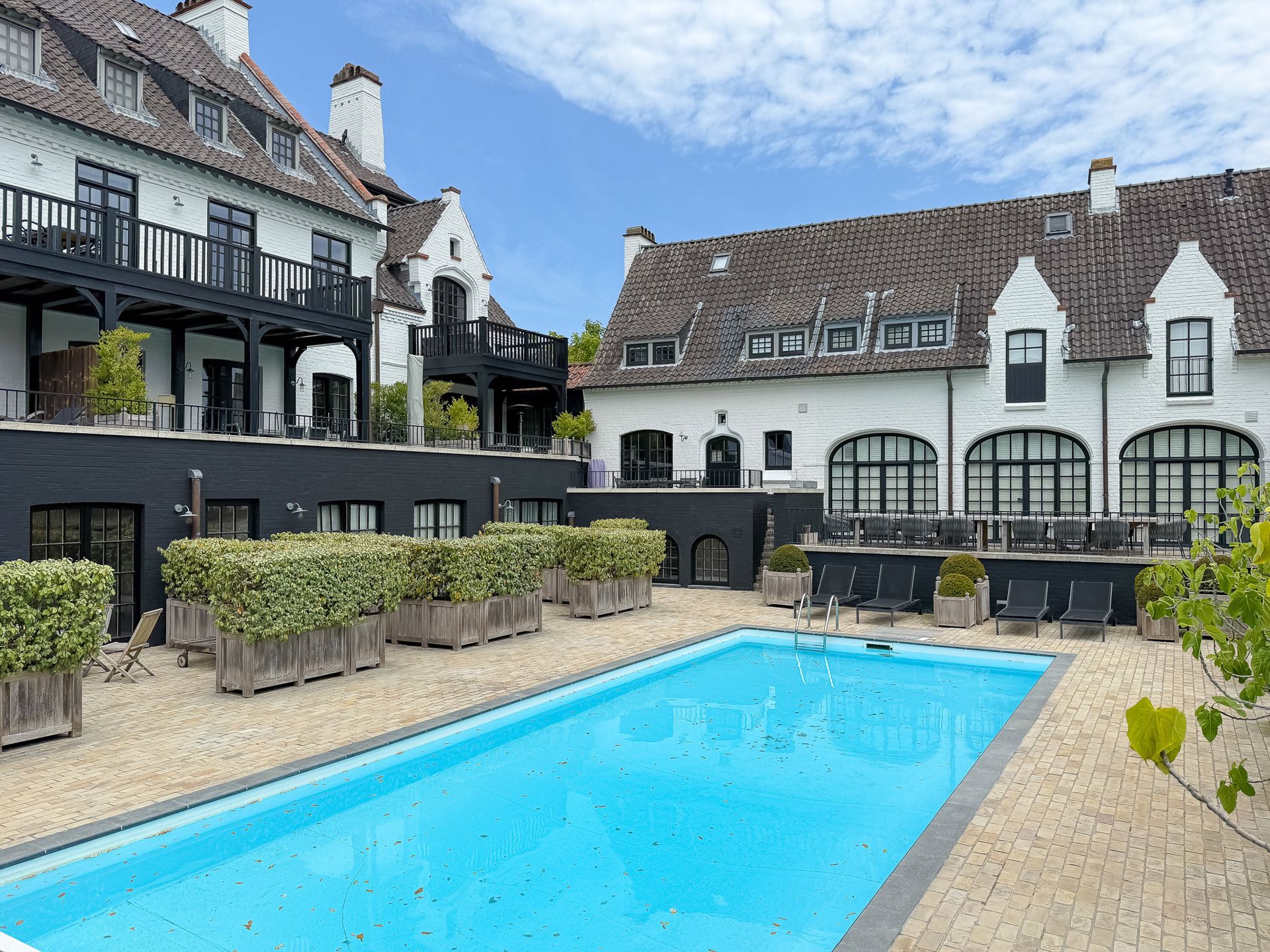 ()=>{if(producerUpdateValueVersion(node),producerAccessed(node),node.value===ERRORED)throw node.error;return node.value} Witteduivenhof 1 - 8300 Knokke-Heist