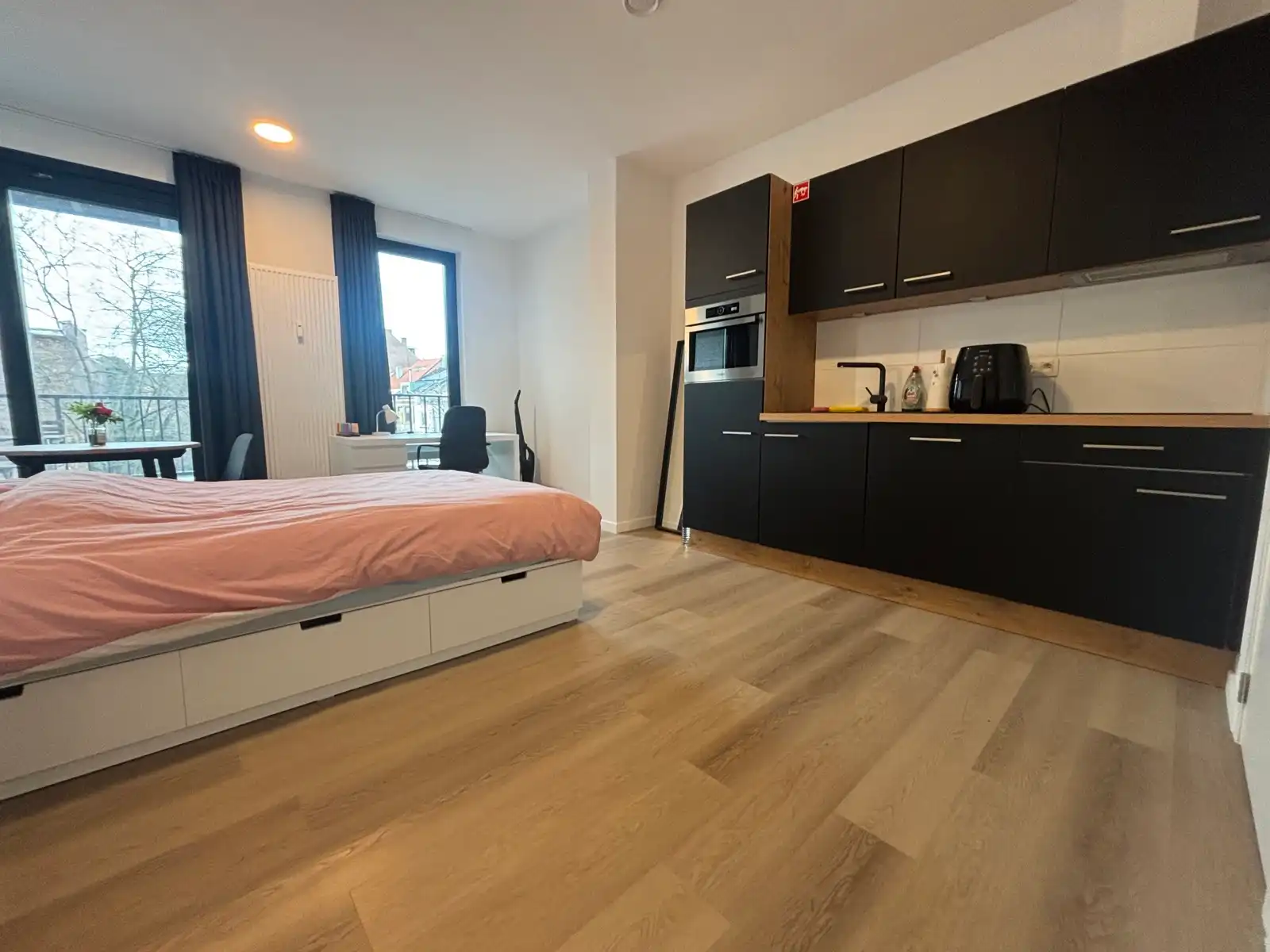 Studio met terras!  foto 2