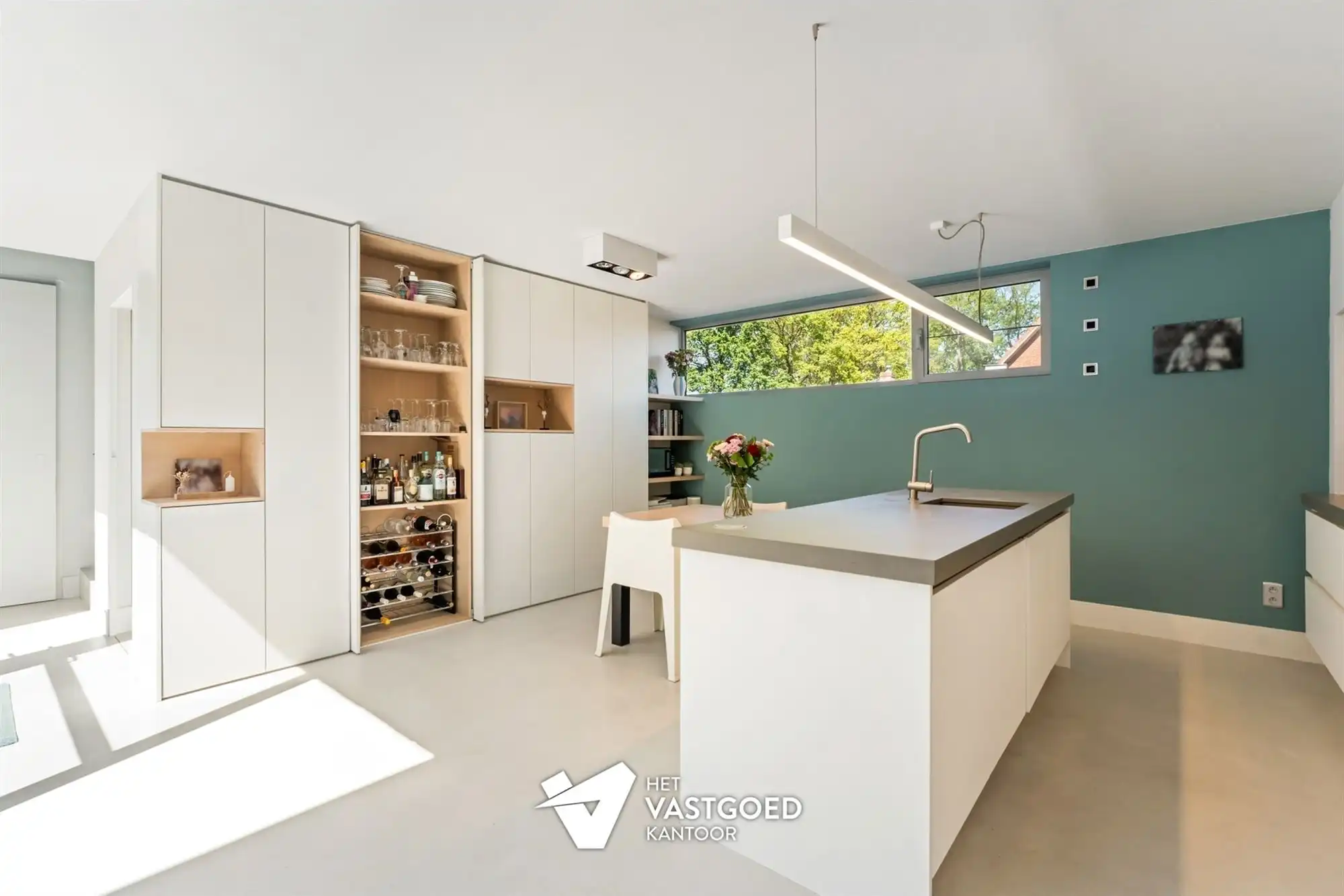 RECENTE WONING MET KWALITATIEVE AFWERKING OP TOP-LIGGING foto 12